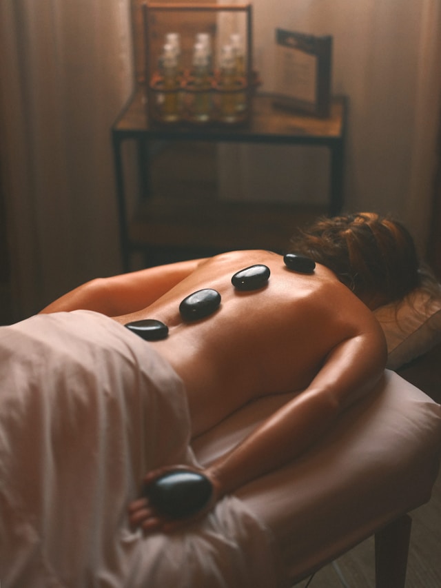 Why Everyone Deserves a Full Body Massage